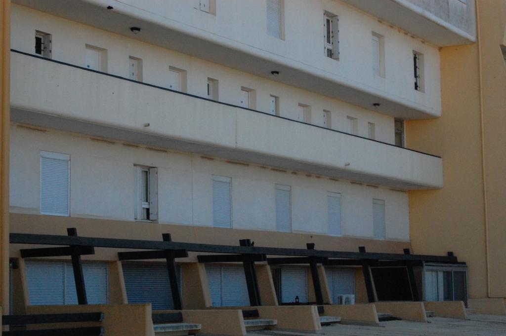 Au Coeur Du Village Naturiste Agde Dış mekan fotoğraf