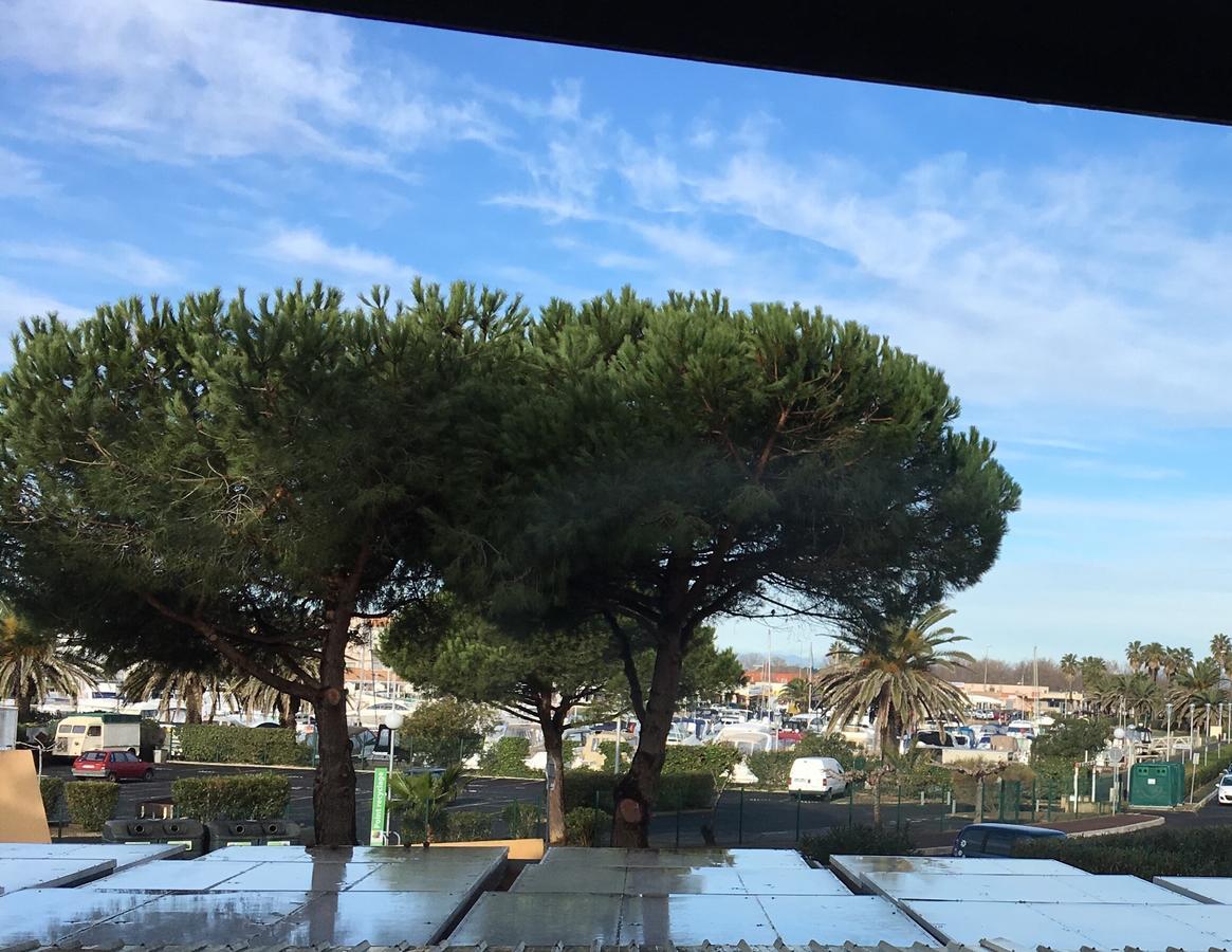 Au Coeur Du Village Naturiste Agde Dış mekan fotoğraf